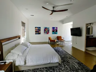 Madaras Gallery