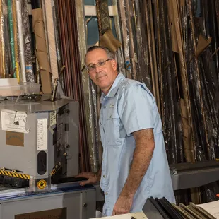 Largest Selection of Frame Mouldings in El Paso!