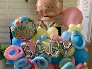 Balloon Creations by Carolyn