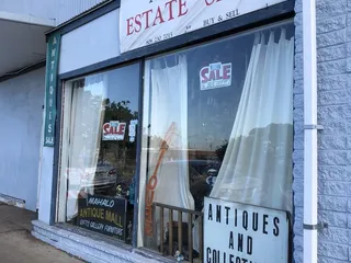Aloha Antiques & Mahalo Mall