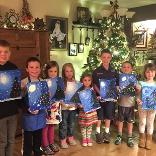 Kids Art Lesson around christmas time!