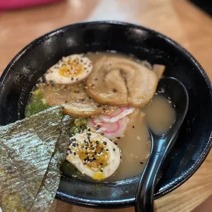Garlic Tonkotsu Ramen