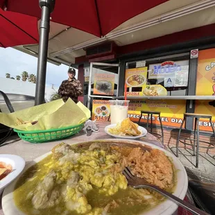 Best huevos con Chile verde Ever !!!