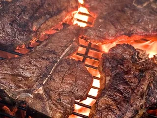 Hoesly's Meats