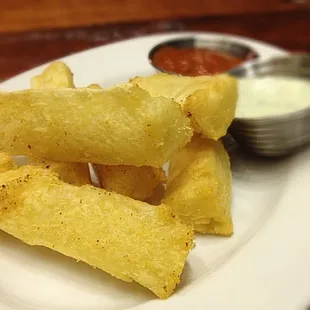 Yucca Fritas ($7)