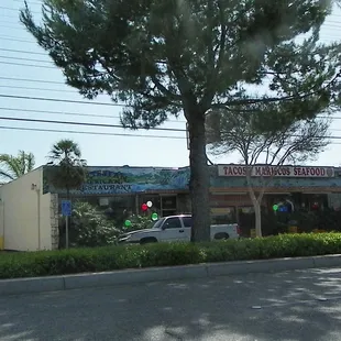 a view of the outside of the restaurant