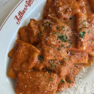 Spicy Rigatoni alla Vodka