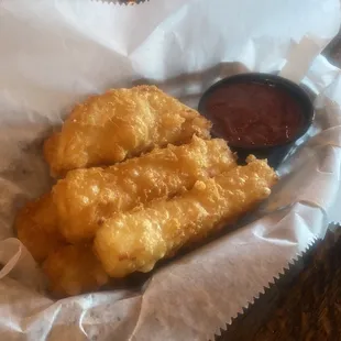 a basket of fried food