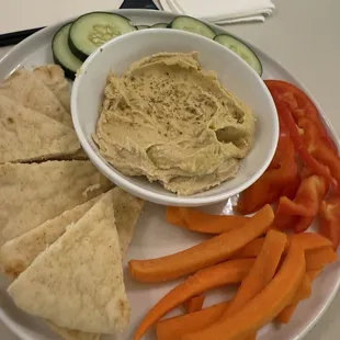 Humus platter