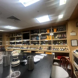 sushi and sashimi, interior