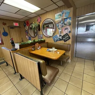 the interior of a restaurant