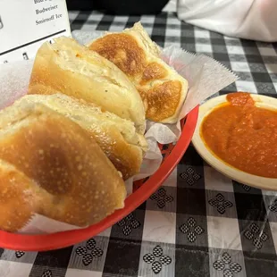 Complimentary table bread &amp; sauce 1/13/2024