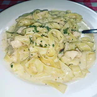 Fettuccine Alfredo