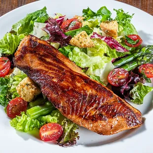 Short Smoked Salmon Salad at Artie's