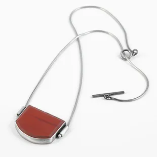 Since 1977, Artifacts Gallery has been devoted to featuring the work of American artists &amp; craftspeople.