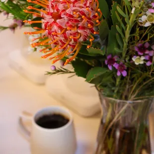 Weekly floral arrangements by Flor on Fourth