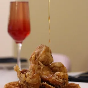 chicken wings and fried chicken, bbq wings, poultry, chicken wings, food, fried chicken wings, fried chicken, chicken, bbq chicken