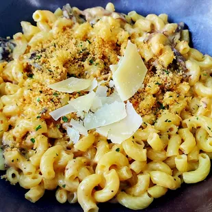 Short rib mac and cheese