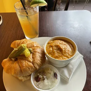 Mojito tea, cranturkey croissant, carrot curry soup of the day, and coleslaw. 5 out of 5!