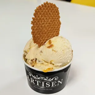 Peach Cobbler &amp; Green Apple Caramel (large) | Instagram: @telephonesmoothie