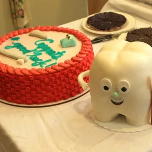 Tooth and sheet cake