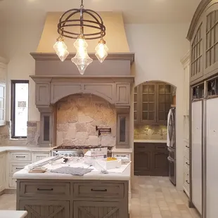 Natural stack stone, limstone random lenght 5/8 pavers