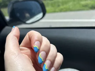 The Nail Lounge