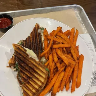 Brie &amp; Berry, Sweet Potato Fries