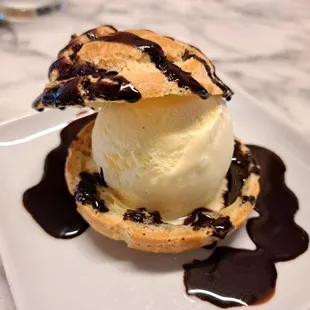 Profiterole
