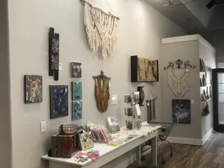 Cottonwood Gallery and Arts