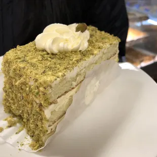 Pistachio cake