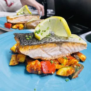 Salmon with veggies