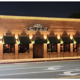 Front of Arts Bar &amp;Grill