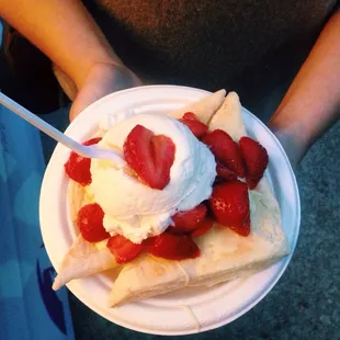 Arts festival classic-strawberries Newport!