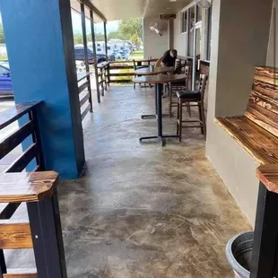 Outside patio. Smoking section. Fans for your convenience