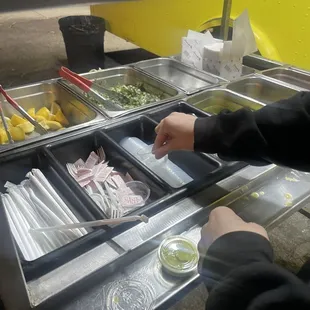 Self serve condiment stand