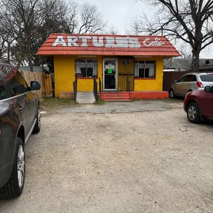 Arturo's Cafe