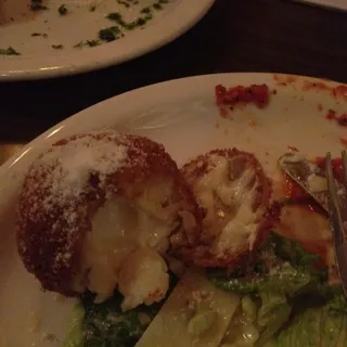 Mac and Cheese Balls