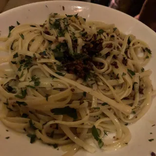 Pasta with Garlic and Oil