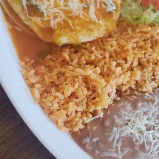 Huevos rancheros, arroz y frijoles