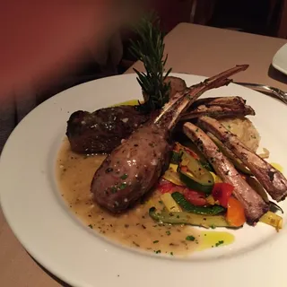 Costolette di Agnello al Rosmarino (Rack of Lamb)