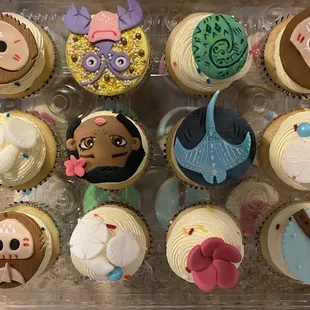 Moana cupcakes