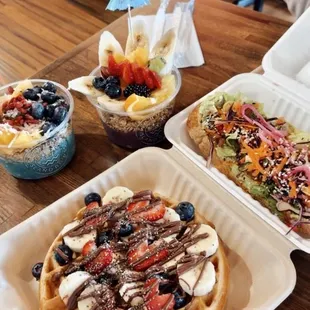 Delicious waffle Strawberries, Bananas, blueberries &amp; Nutella or agave