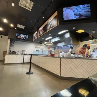 sushi and sashimi, interior