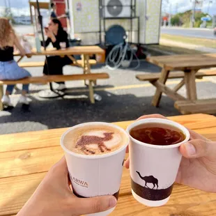 Yemeni latte (hot), red tea (hot)