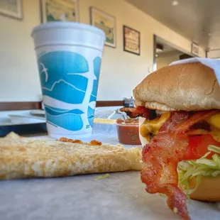 Bacon Cheeseburger