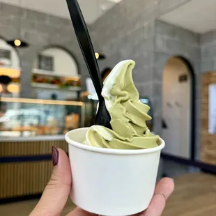 Matcha / Hokkaido milk soft serve