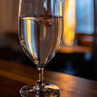 Non-Sparkling Water ($0)