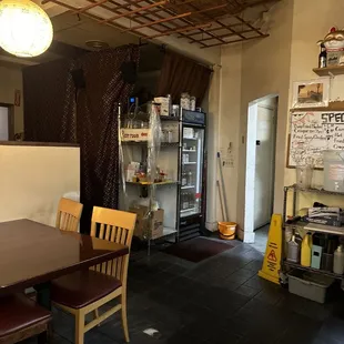 sushi and sashimi, interior