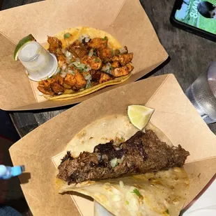 Chicken and brisket tacos! Oily I really liked the chicken. @nhueats_